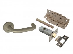 Forge Return To Door Handle Pack Stainless Steel