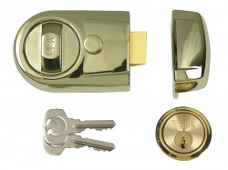 Yale Locks Y3 Nightlatch Modern 60mm Backset Brasslux Finish Visi